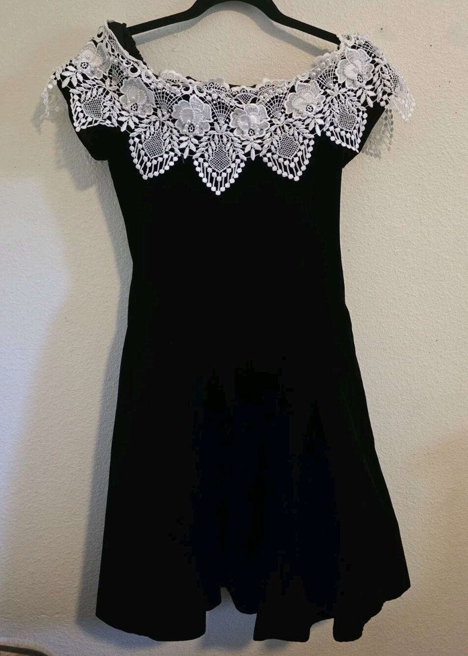 Jessica McClintock Gunne Sax Style Black Mini Dress White Lace Cottagecore 6
